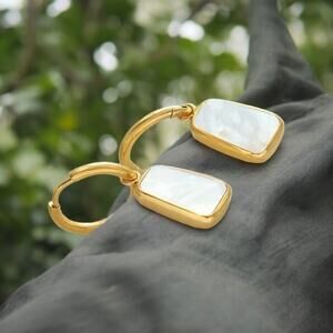 NEW 18K yellow gold plated shell hoop drop earrings jewelry B25A